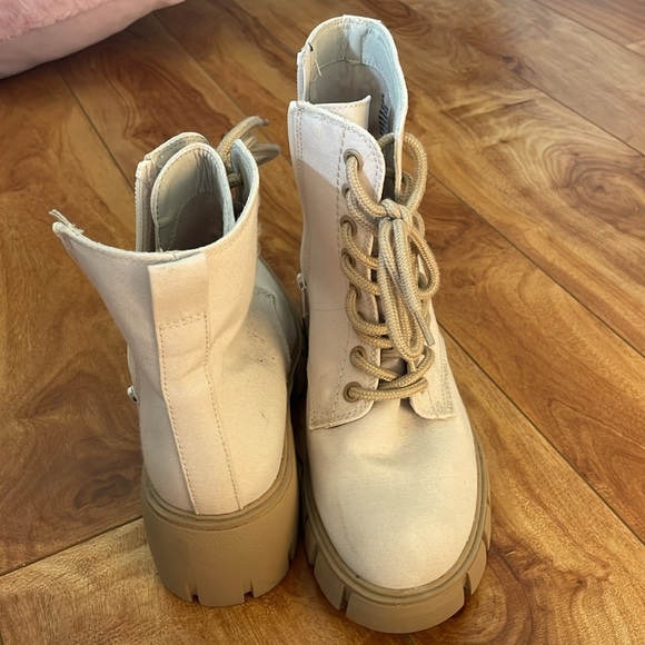 Platform Boots - Picture 3 of 3